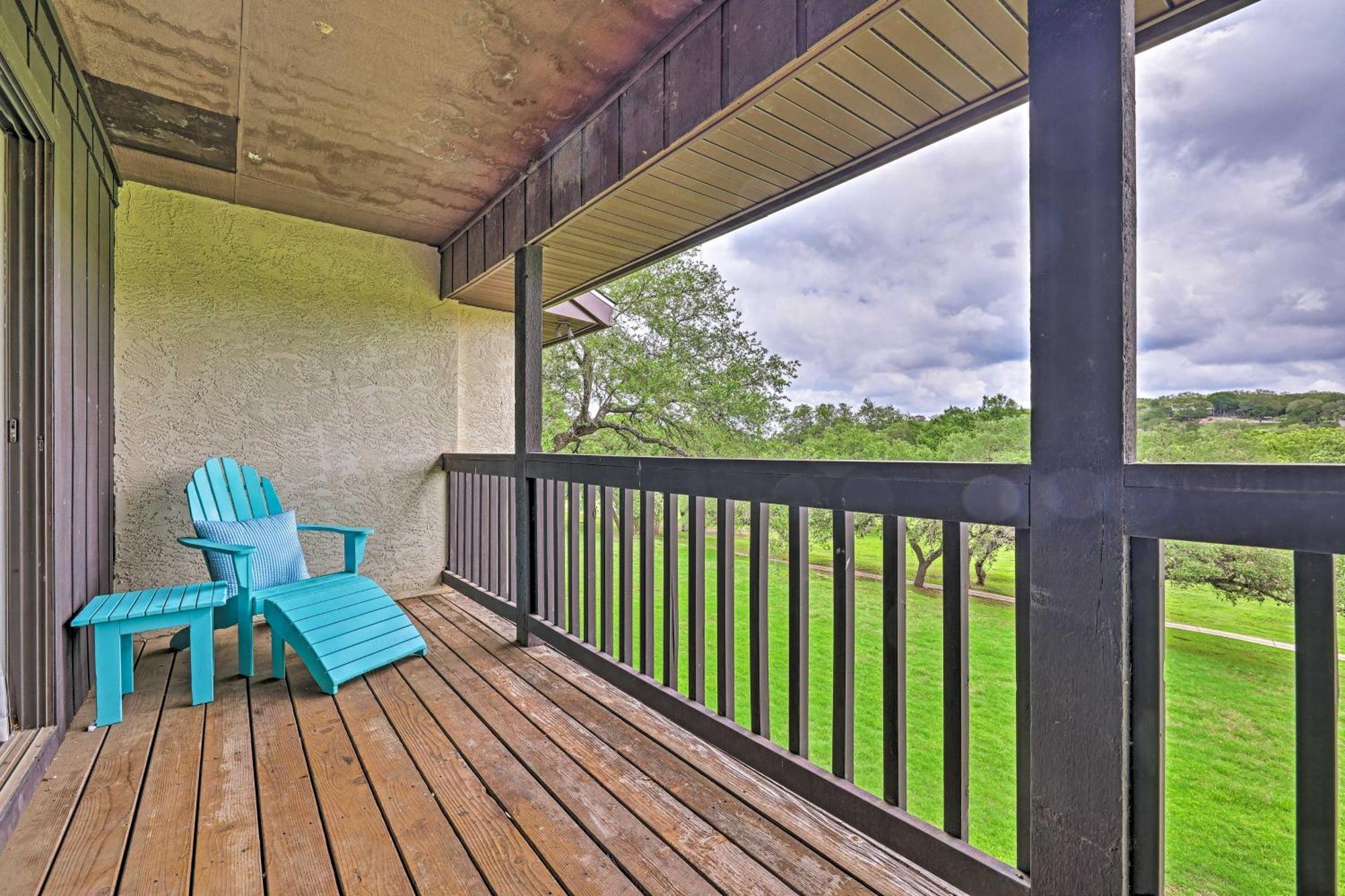 Modern Lakeside Golf Course Retreat With Deck! Canyon Lake Εξωτερικό φωτογραφία